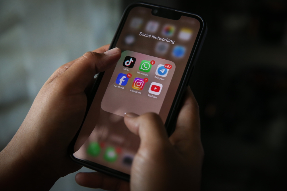Today we are inundated with tools that don’t just save time, but quietly teach people they no longer need any underlying skill. — Picture by Yusof Isa
