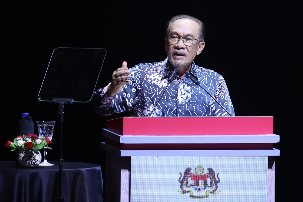 Budi95 quota restored to 300 litres, Anwar announces goodies ahead of Merdeka celebration