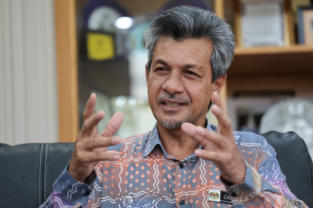 ANM director-general Zaidin Mohd Noor speaks to Malay Mail during an interview. — Picture by Yusof Isa