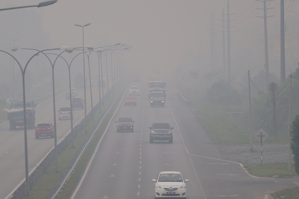 King consents to emergency declaration in Serian as haze reaches hazardous levels