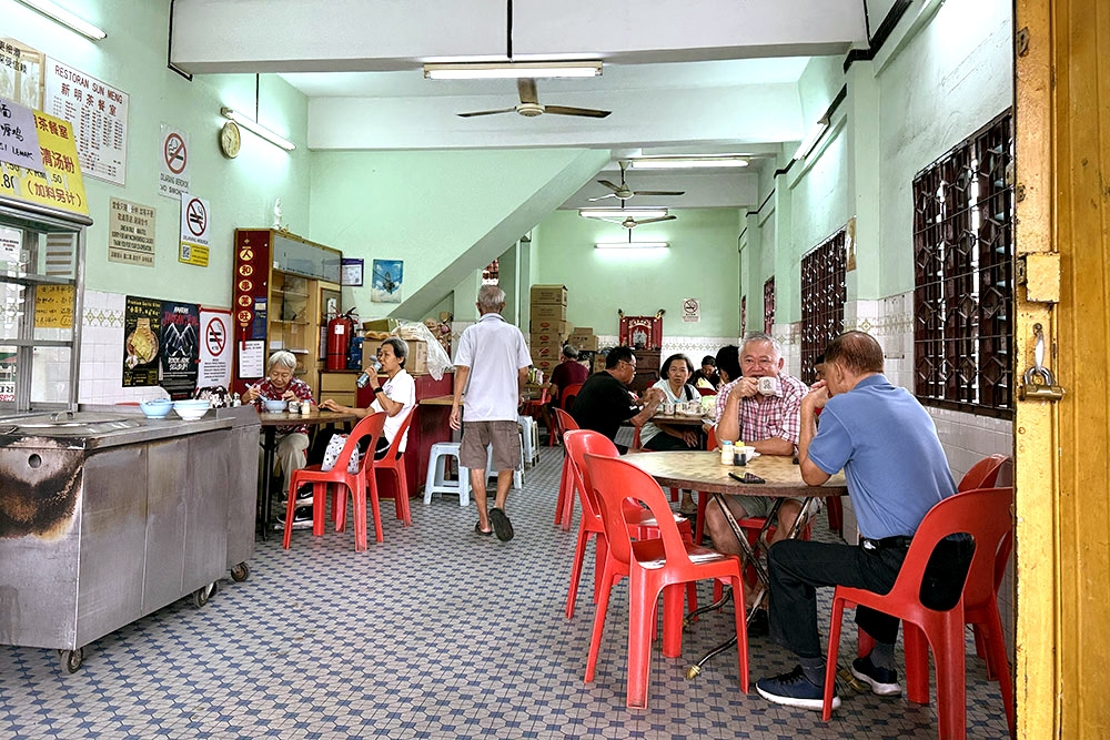 Nostalgic ambience of the ‘kopitiam’. — Picture by CK Lim