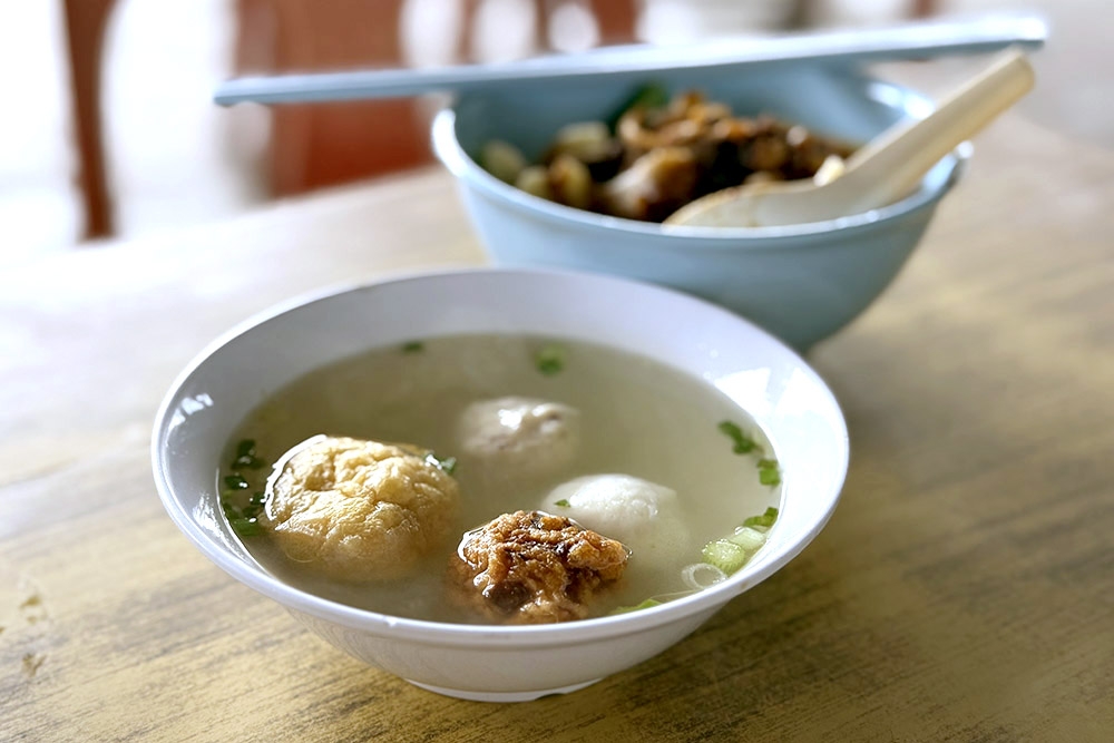 A mix of fish balls and meat balls. — Picture by CK Lim