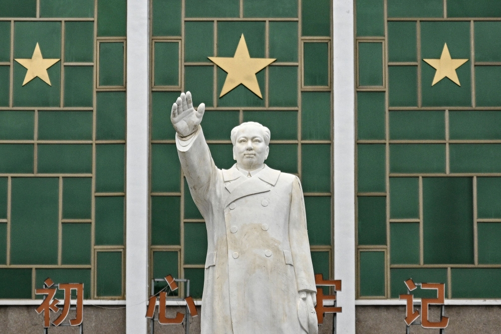 A statue of late Communist leader Mao Zedong on the esplanade of Zhoujiazhuang Commune’s cultural centre in Jinzhou, northern Hebei province, August 18, 2026. — AFP pic