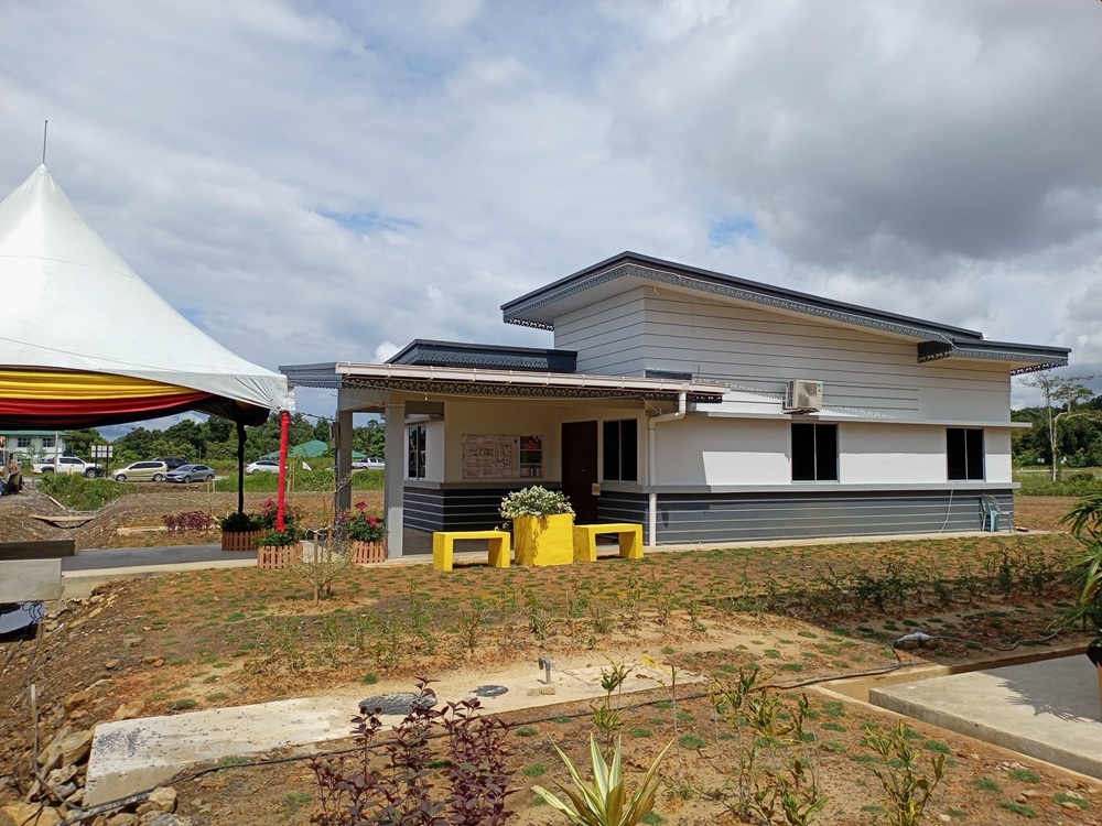 Handout photo shows one of the two housing models available at the Kampung Jelutong SPK. — Handout pic via The Borneo Post