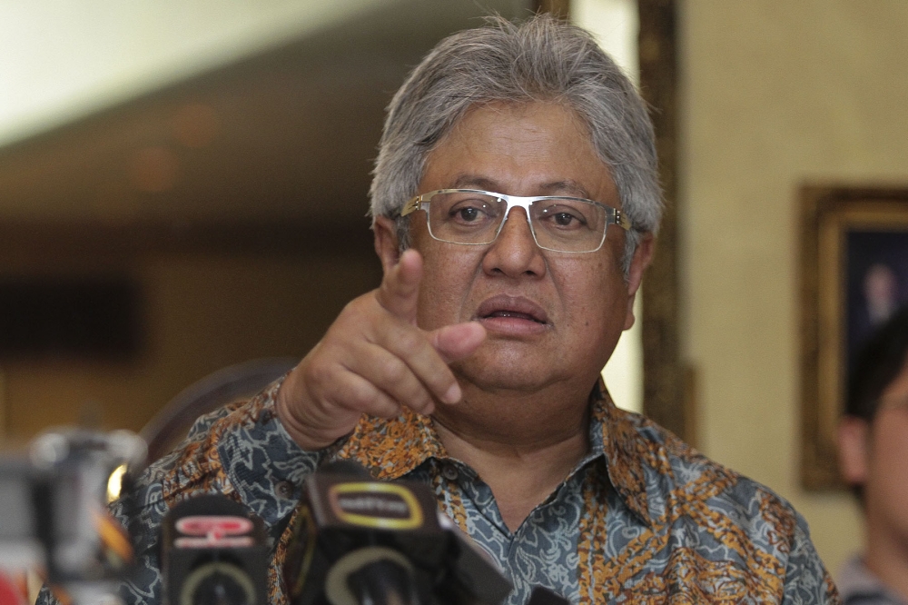 Zaid Ibrahim Advises Federal Government to Protect Petronas Interests During Sarawak Negotiations