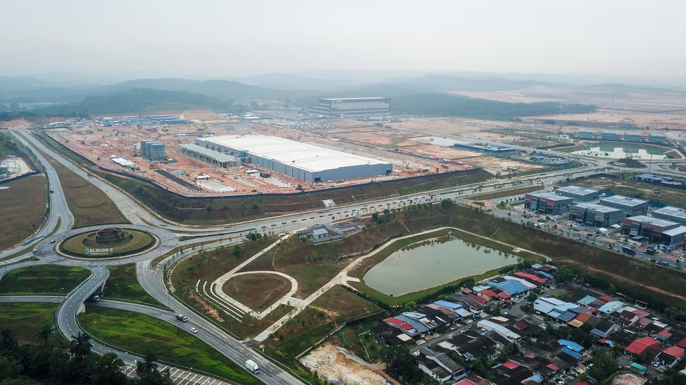 Malaysia’s data centre boom: How it affects jobs, electricity and water