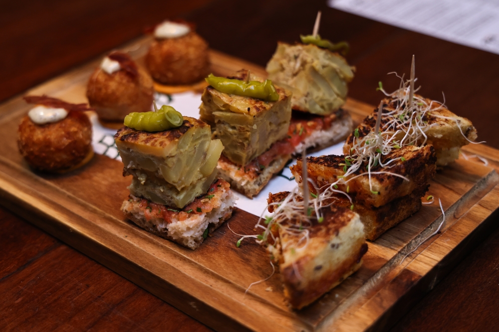 A selection of authentic Spanish dishes served to guests during the Restaurants From Spain certification ceremony at Barra Restaurant here on September 9. — Bernama pic