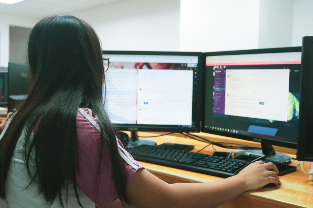 The Digital Ministry’s Rakyat Digital platform provides free foundational learning in areas including AI, cybersecurity, cloud technology, blockchain and generative AI. — Unsplash pic