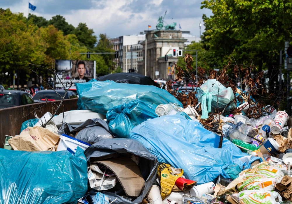 Poor but sexy Berlin heads to the polls, parties promise clean streets, syringe-free playgrounds