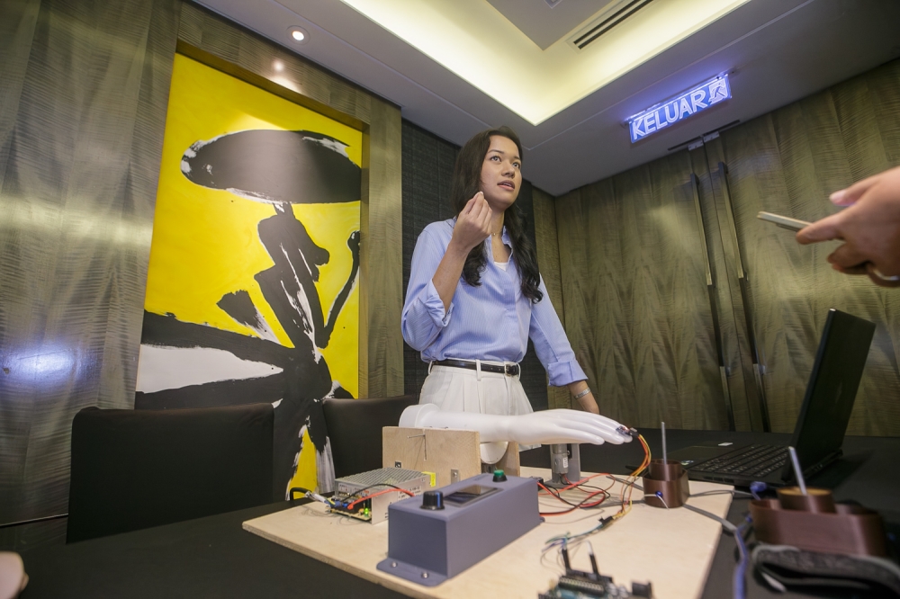  The winnner and runner-ups of the Dyson Malaysia Award 2026. — Picture by Raymond Manuel 
