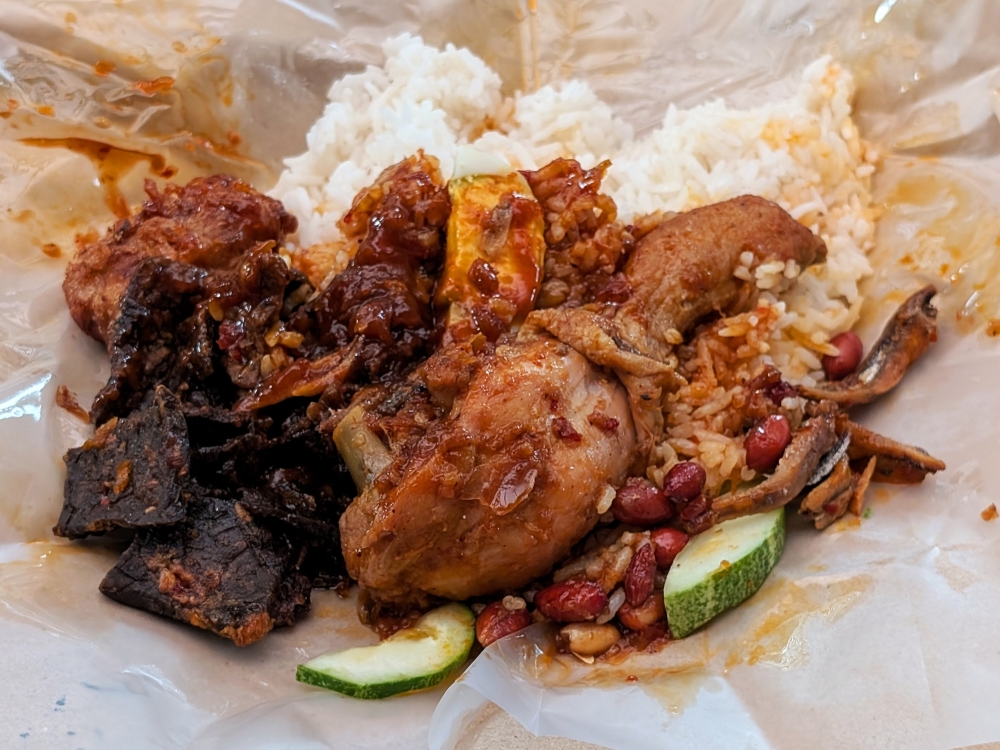 ‘Ayam masak merah’, ‘paru goreng’ and ‘begedil’ were my breakfast of choice. — Pictures by Ethan Lau