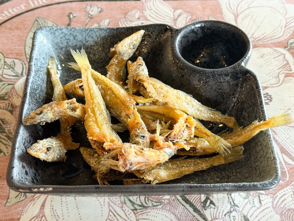 Small ‘ikan bulus’ or whiting fish can also be ordered as a side dish. — Picture by Lee Khang Yi