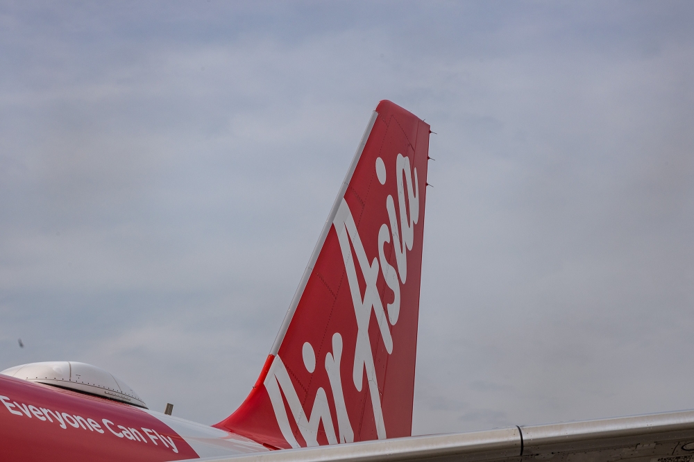 AirAsia was named world’s best low-cost airline by Skytrax for a record 17th consecutive year in 2026. — Picture by Firdaus Latif
