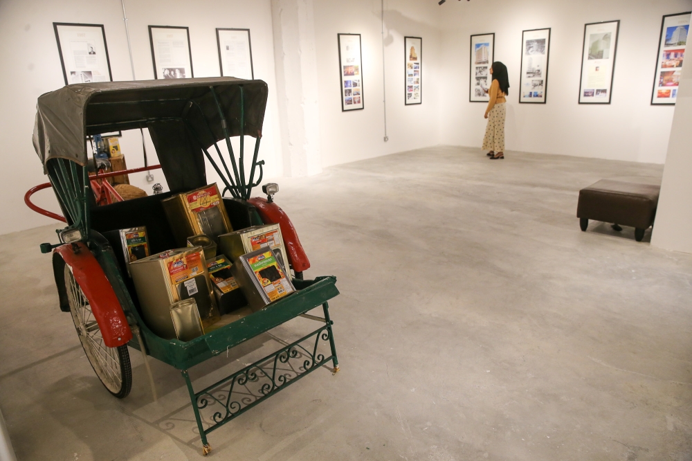 The Federal Kuala Lumpur’s new dedicated art gallery traces the history of the Merdeka-era hotel through photographs, archival material and memorabilia. — Picture by Choo Choy May