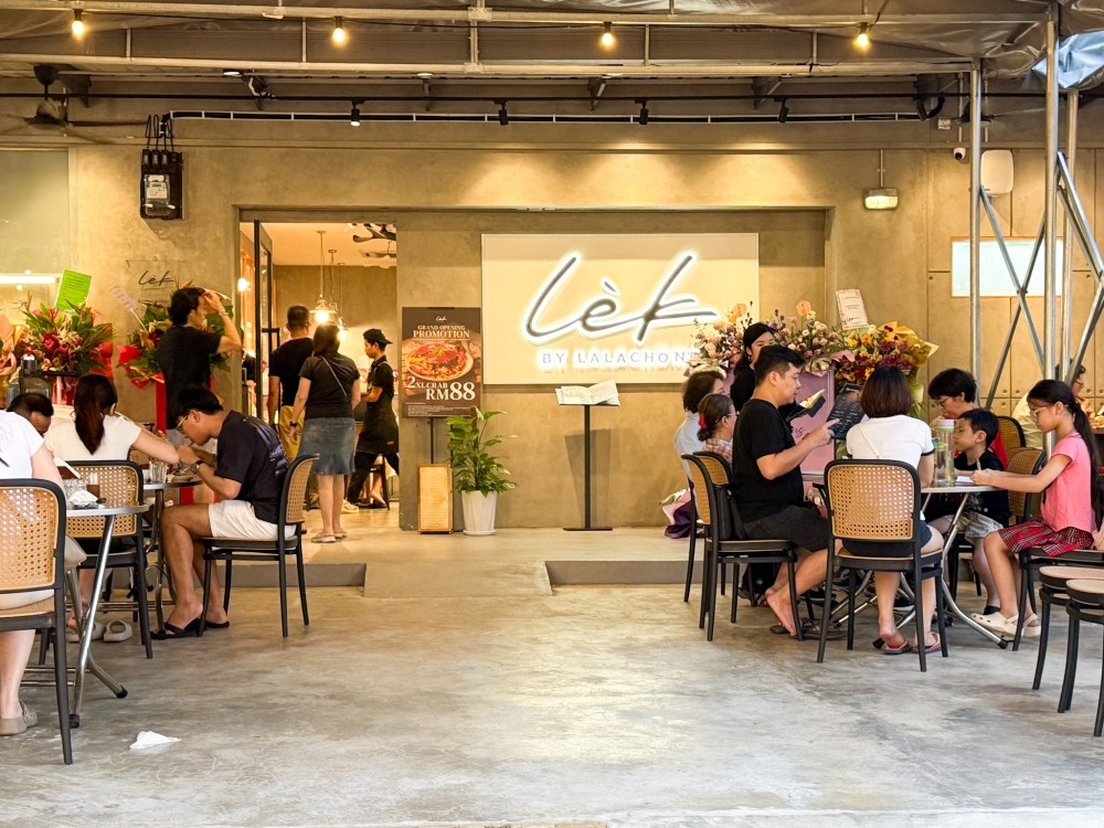 Their location in the dining enclave of Ara Permata means you can easily wander around for an after-dinner drink or even dessert at neighbouring places. — Picture by Lee Khang Yi