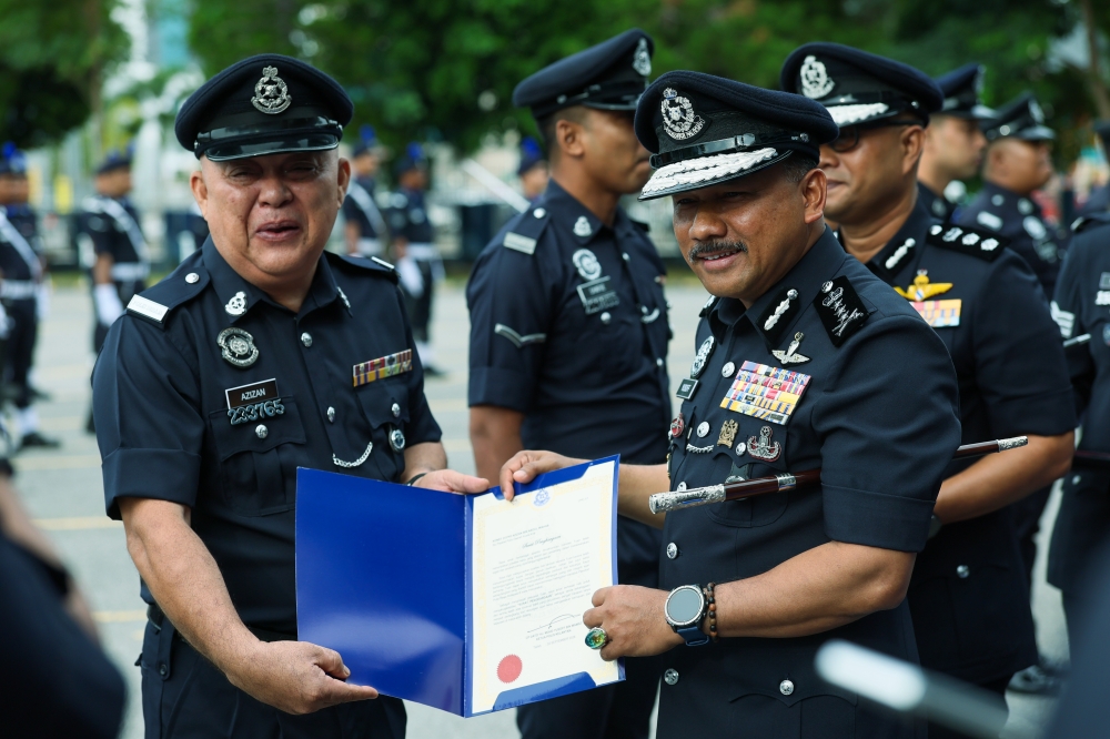 No drug arrests for a week? Kelantan police chief says two station heads get reprimand letters