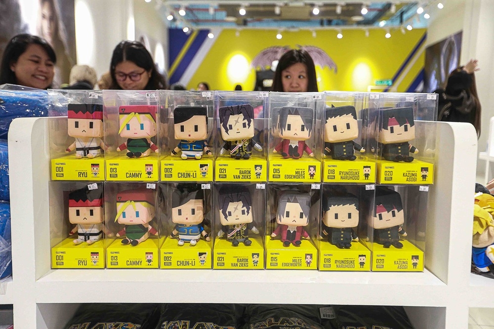 Collectible figurines under the Capcom banner, from ‘Street Fighter’ characters Ryu and Chun-Li to ‘Ace Attorney’ characters Barok van Zieks and Miles Edgeworth, are available at this third edition of Capcom Pop-Up Store Malaysia. — Picture by Sayuti Zainudin