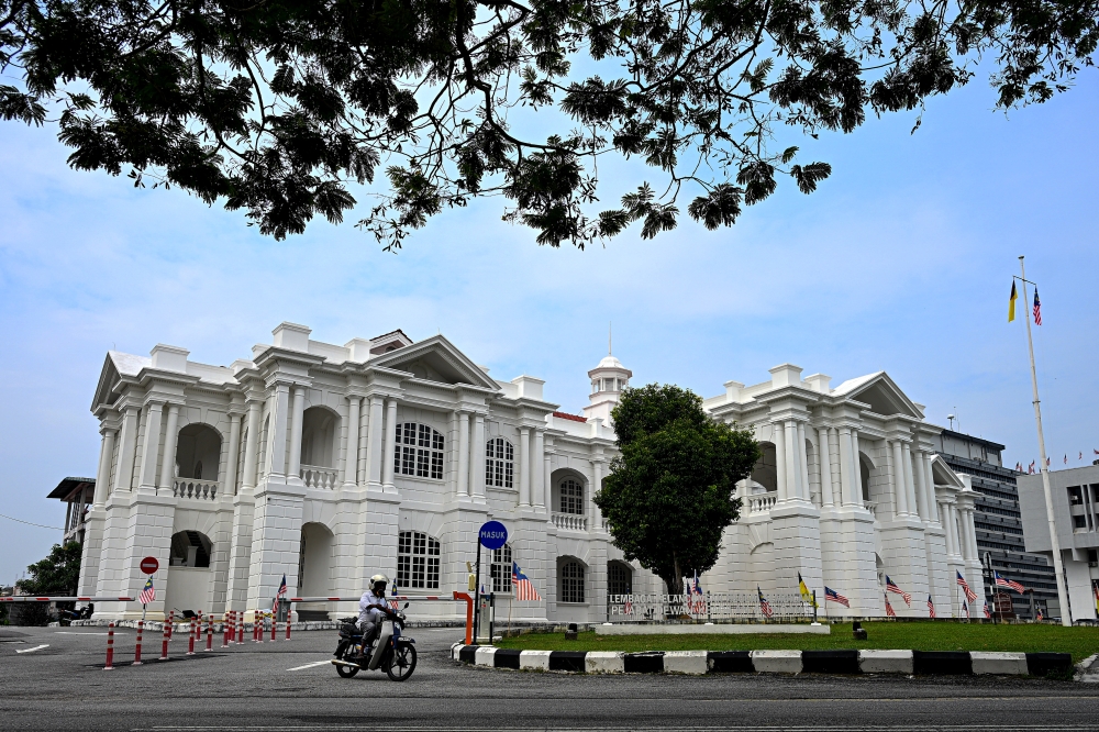 File photo of the Negeri Sembilan Dewan Keadilan dan Undang. The author argues that disputes over succession to the Negeri Sembilan rulership must be determined under the state constitution, not by the Conference of Rulers. — Bernama pic