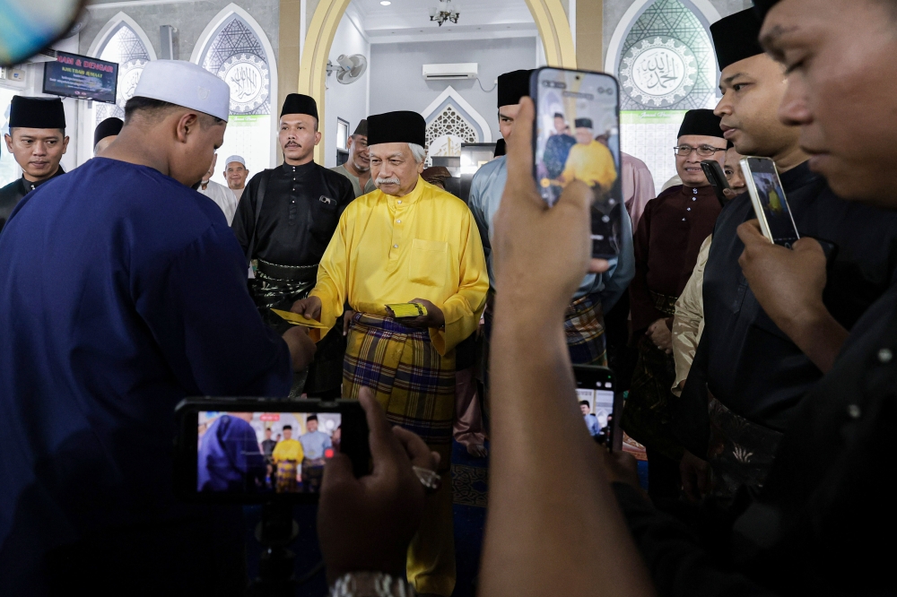 Yang di-Pertuan Besar Negeri Sembilan Tuanku Muhriz Tuanku Munawir. — Bernama pic