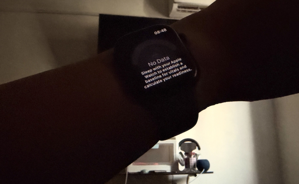 You need seven days of tracking or sleeping with the Watch to get enough Readiness data. — Picture by Erna Mahyuni