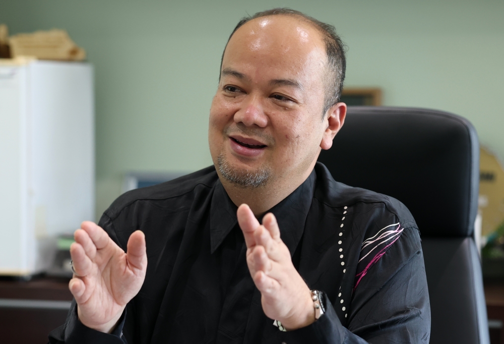 Sabah gives more than 500 adults second chance to learn reading, writing, counting