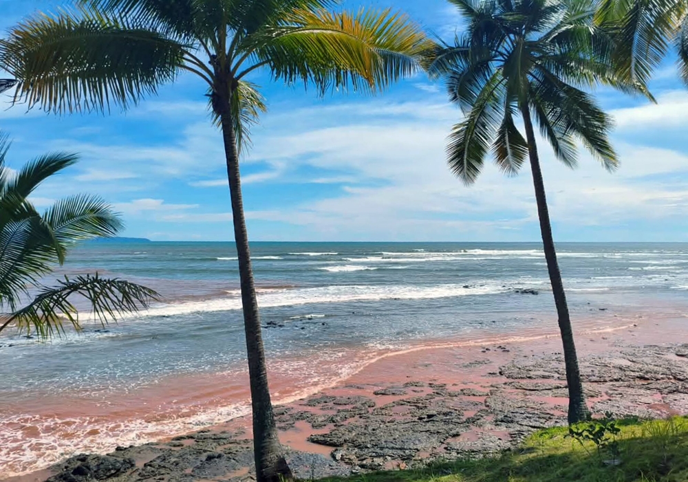 View at the beach after a severe 7.6 magnitude earthquake hit the country, in Santa Catalina, Veraguas province, Panama October 9, 2026. A tsunami warming was issued for the eastern Pacific but later lifted. — AFP pic