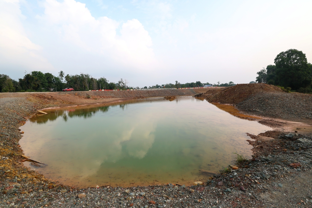 A Bernama survey of the flood mitigation works under the Sungai Golok Integrated River Basin Development project in Pasir Mas October 11, 2026. — Bernama pic
