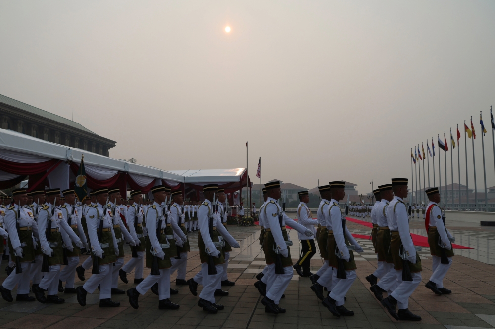 Haze-filled skies are sighted in Putrajaya on October 8, 2026. — Bernama pic