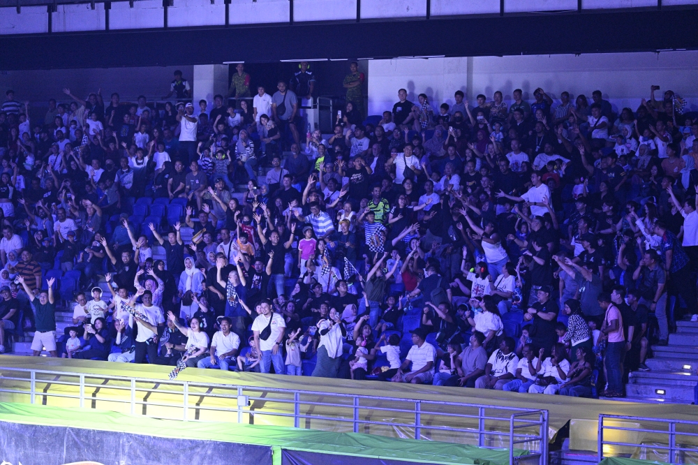 Fans gather at Unifi Arena on October 17 for the first Asian stop of the Hot Wheels Monster Trucks Live Glow-N-Fire show. — Picture courtesy of MUSE Group Asia 