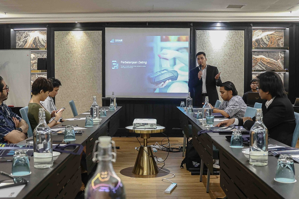 Legasi Research economic researcher Firdzan Nur Yassin speaks to the press during the briefing session on Dating Expenses here at Ideas Hotel, Kuala Lumpur on October 27, 2026. — Picture by Sayuti Zainudin
