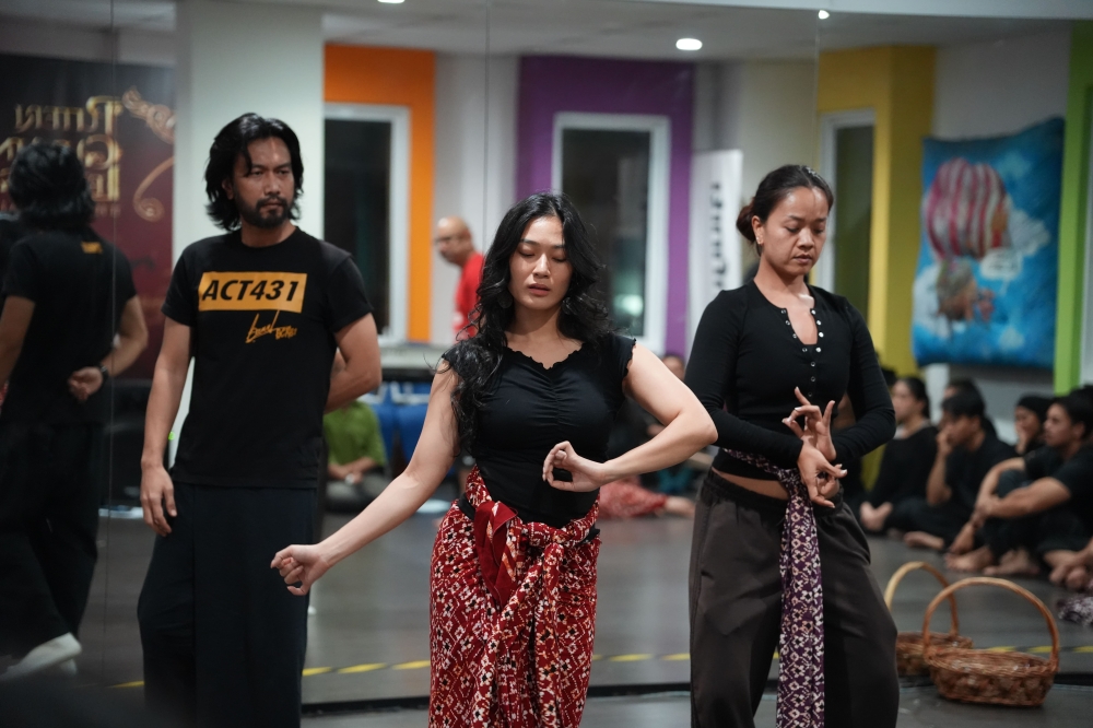 ‘PGL The Musical’ will feature actress and jiu-jitsu athlete Mila Mohsin (centre) as Gusti Puteri Retno Dumilah, singer Mimifly (right) as Bayan and actor-singer Aqasha (left) as Hang Tuah. — Picture courtesy of Enfiniti Productions