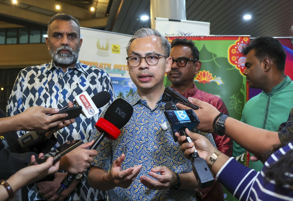 Pakatan sticks to 21-seat target for Melaka polls for now, Fahmi says