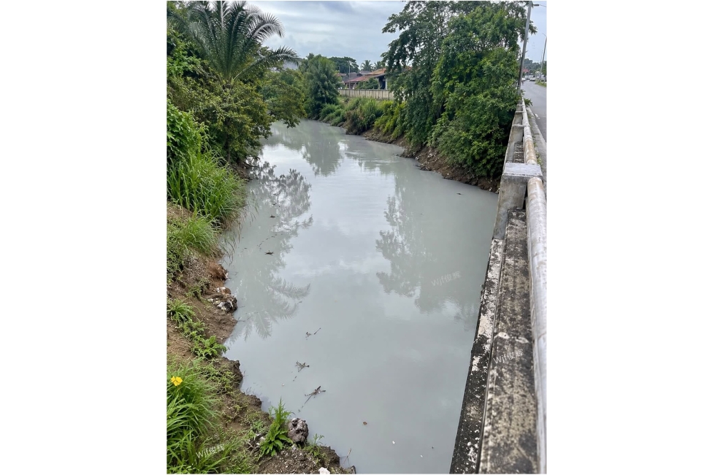 Johor DOE probes Sungai Kim Kim after river turns white again, cable excavation suspected