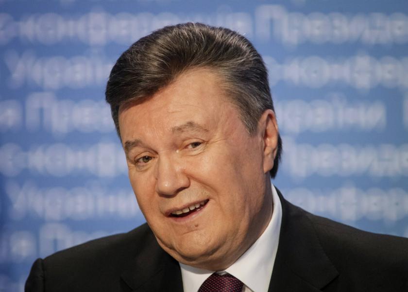 Ukrainian President Viktor Yanukovych speaks during a news conference in Kiev March 1, 2013. 