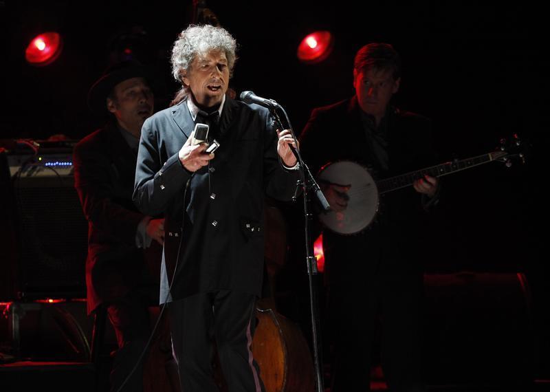 Singer Bob Dylan performs during a segment honoring Director Martin Scorsese, recipient of the Music+ Film Award, at the 17th Annual Critics' Choice Movie Awards in Los Angeles January 12, 2012. u00e2u20acu201d Reuters pic