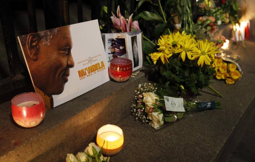 Flowers, candles and tributes are left in memory of Nelson Mandela outside the South African High Commission across from Trafalgar Square in London December 5, 2013. u00e2u20acu201d Reuters pic