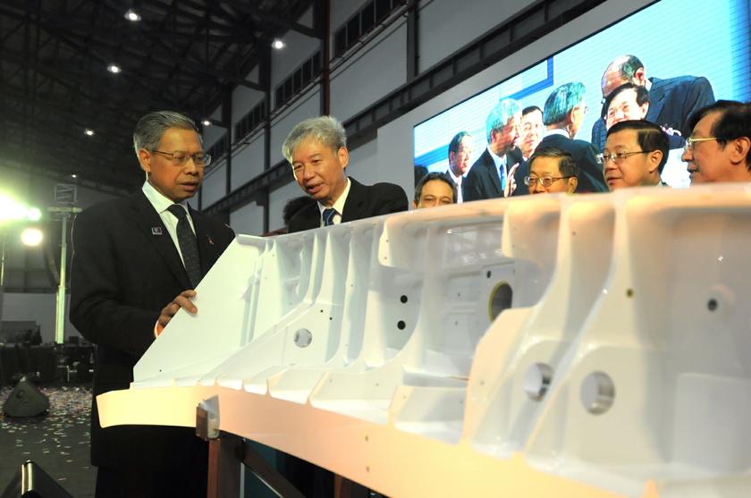 International Trade and Industry Minister Datuk Seri Mustapha Mohamed visiting Aviatron at the opening of the plant in Bukit Minyak today.