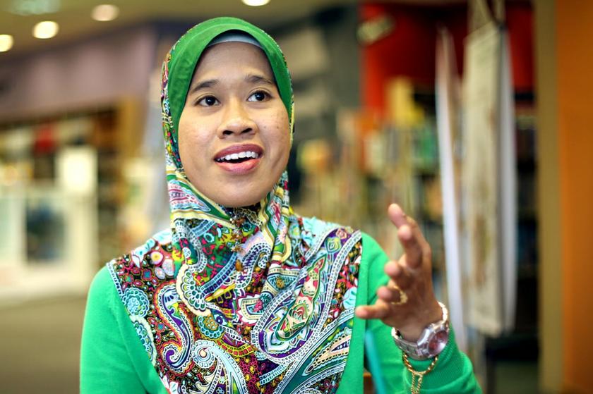 After three postponements, Nik Raina Nik Abdul Aziz is still waiting for JAWI to withdraw the charge against her in the Syariah court, with no new date given yet.