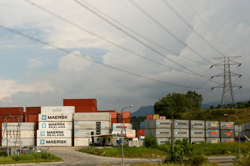 Containers mark the entry point into the Kota Kinabalu Industrial Precinct (KKIP) in Sabah. The state government believes the industrial park has what it takes to draw more foreign direct investment, with everything from land to a container port and power already available.