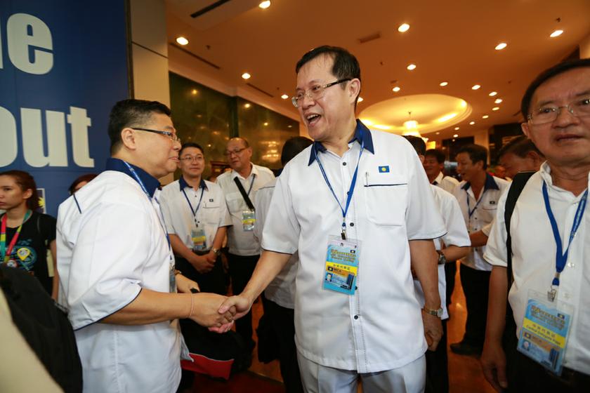 Former MCA president Datuk Seri Ong Tee Keat at the MCA Headquarters at Jalan Ampang, Kuala Lumpur October 20, 2013. u00e2u20acu201d Picture by Saw Siow Feng