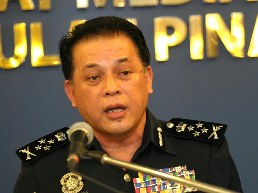 Deputy IGP Datuk Seri Mohd Bakri Mohd Zinin warns the public not to make assumptions and play with racial sentiments. u00e2u20acu2022 Picture by K.E. Ooi