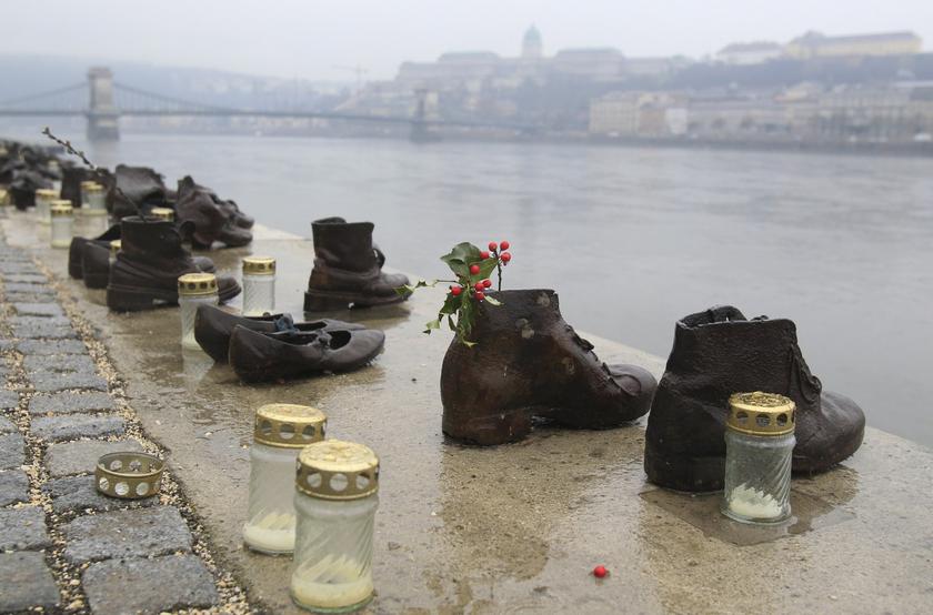 A World War Two memorial of mass killings on the banks of the Danube River is seen in Budapest, February 11, 2014. u00e2u20acu201d Reuters pic