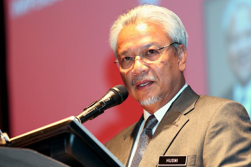Minister of Finance II, Datuk Seri Ahmad Husni Hanadzlah gives the keynote address at the Goods & Services Tax Forum at the Sime Darby Convention Centre in Kuala Lumpur, on February 20, 2014. u00e2u20acu201dPicture by Saw Siow Feng