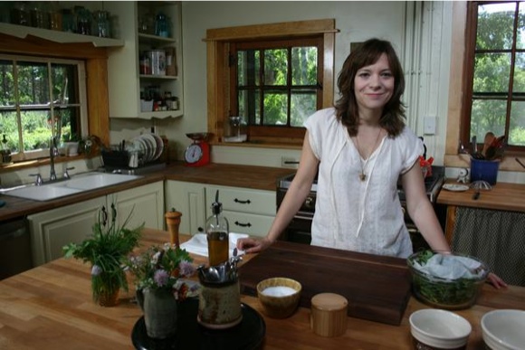 Chef Amy Thielen. u00e2u20acu201d Pic courtesy of Food Network