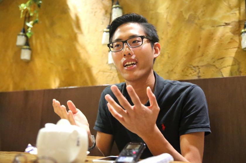 Bobby Ong, who runs an online newsletter on digital currency called Altcoin Weekly.  u00e2u20acu201d  Picture by Choo Choy May