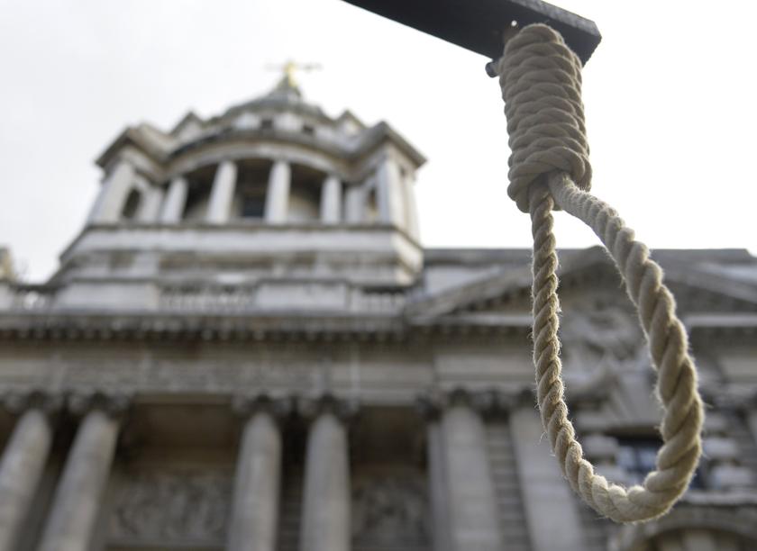 A replica hangmanu00e2u20acu2122s noose is seen during a protest outside the Old Bailey courthouse in London February 26, 2014. u00e2u20acu201d Reuters pic