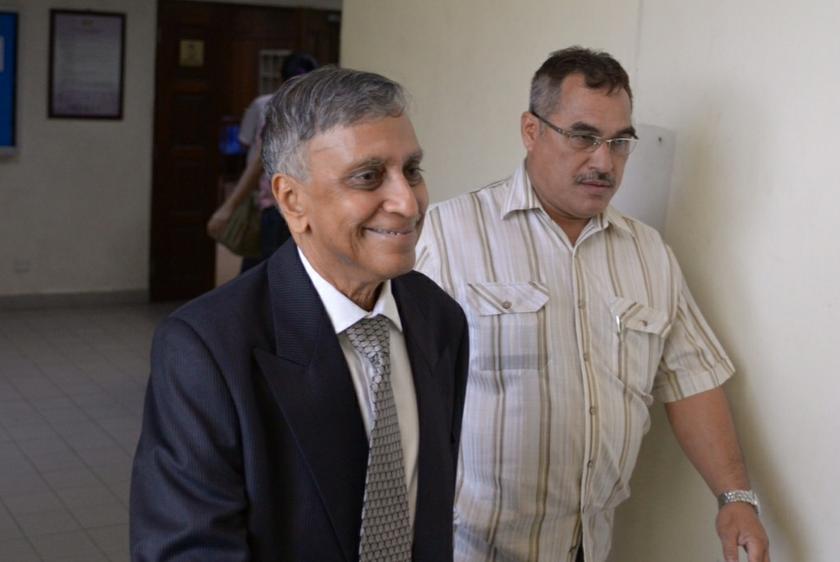 Nor Mohamed Yakcop denied knowledge of the existence of RM2.134 million in a rented apartment used to hold meetings with other politicians, on February 21, 2014. u00e2u20acu201d Picture by K.E. Ooi
