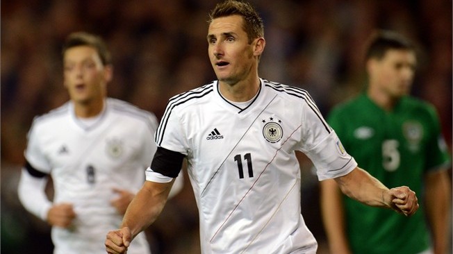 Having scored 14 goals for Germany at the last three World Cup tournaments, Lazio's Klose is just one short of Brazil legend Ronaldo's record. u00e2u20acu201d AFP pic