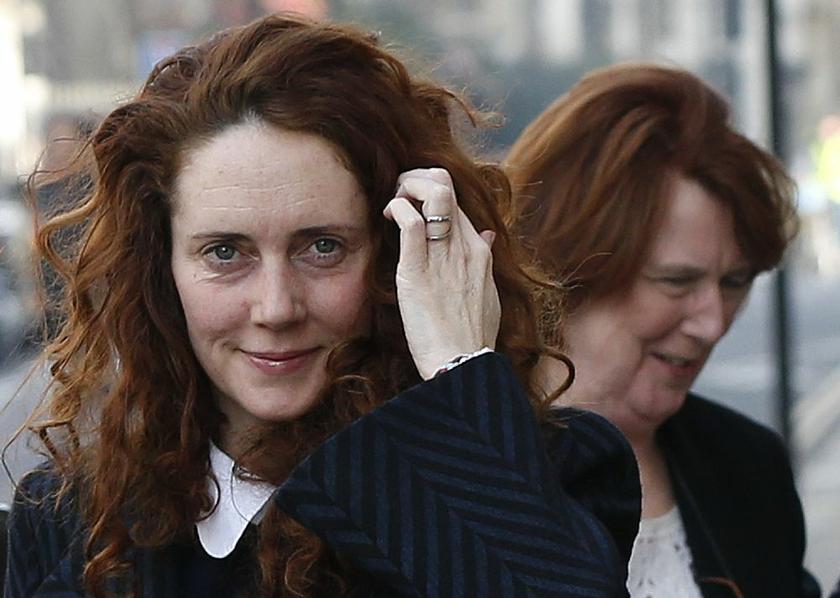 Former News International chief executive Rebekah Brooks arrives at the Old Bailey courthouse with her mother Deborah Wade in London March 13, 2014 Reuters