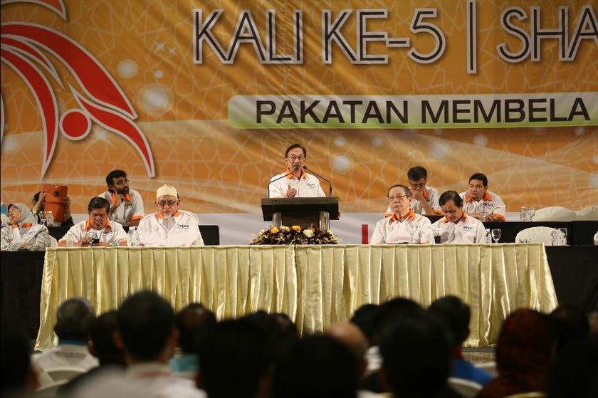 Pakatan Rakyat Conference Amid hudud row, Pakatan meets to contain fallout | Malay Mail